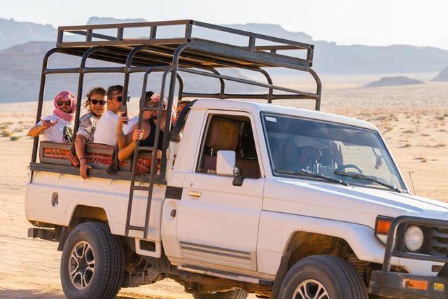 Ammar Rum Camp And Tours Wadi Rum Zewnętrze zdjęcie